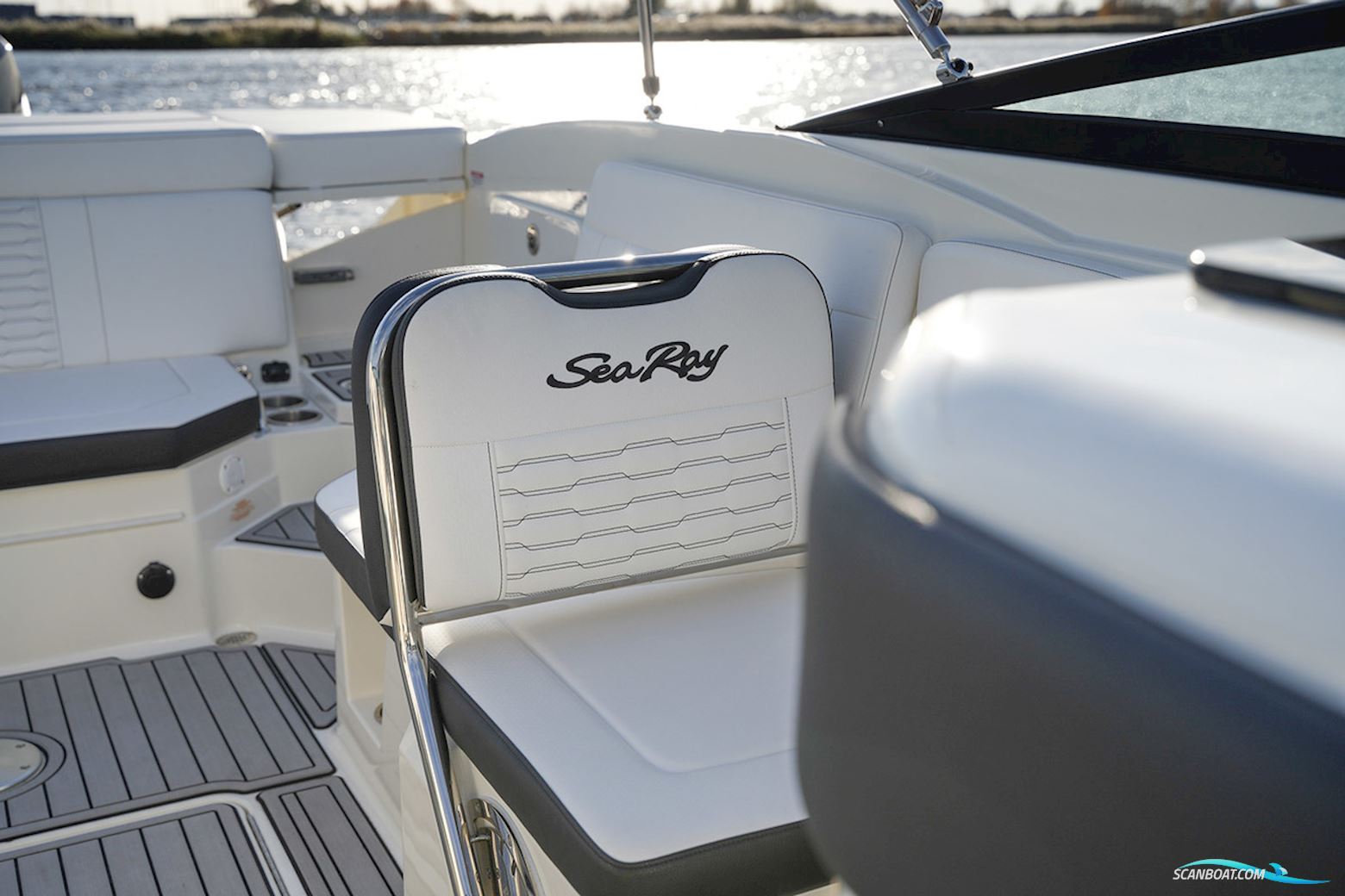 Sea Ray Spx 230 Outboard