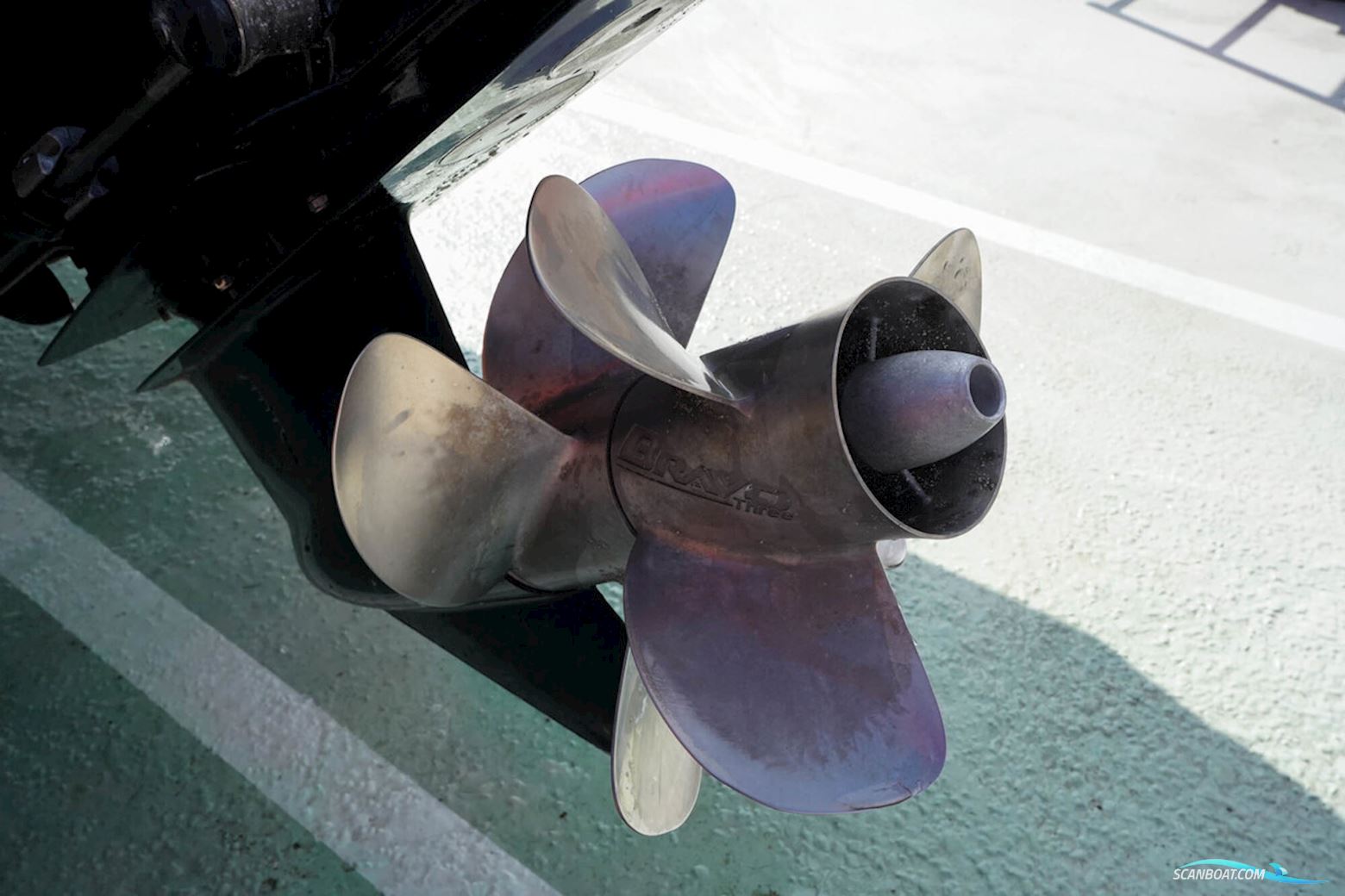 Sea Ray Sun Sport 230