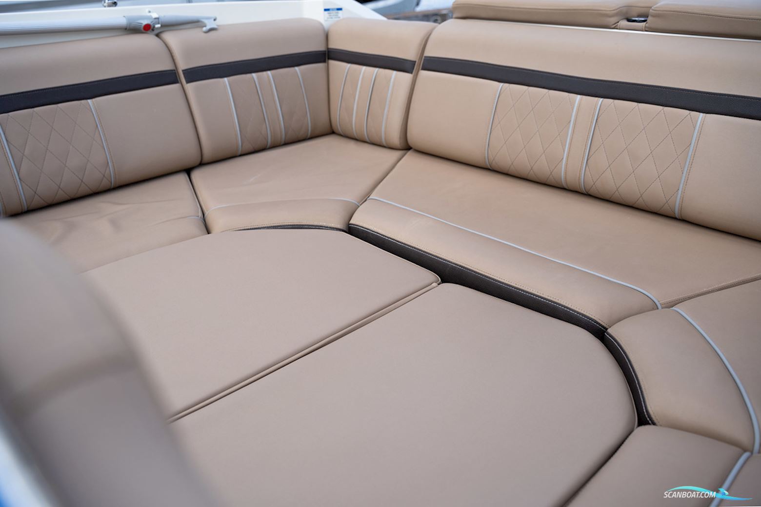 Sea Ray Sun Sport 250