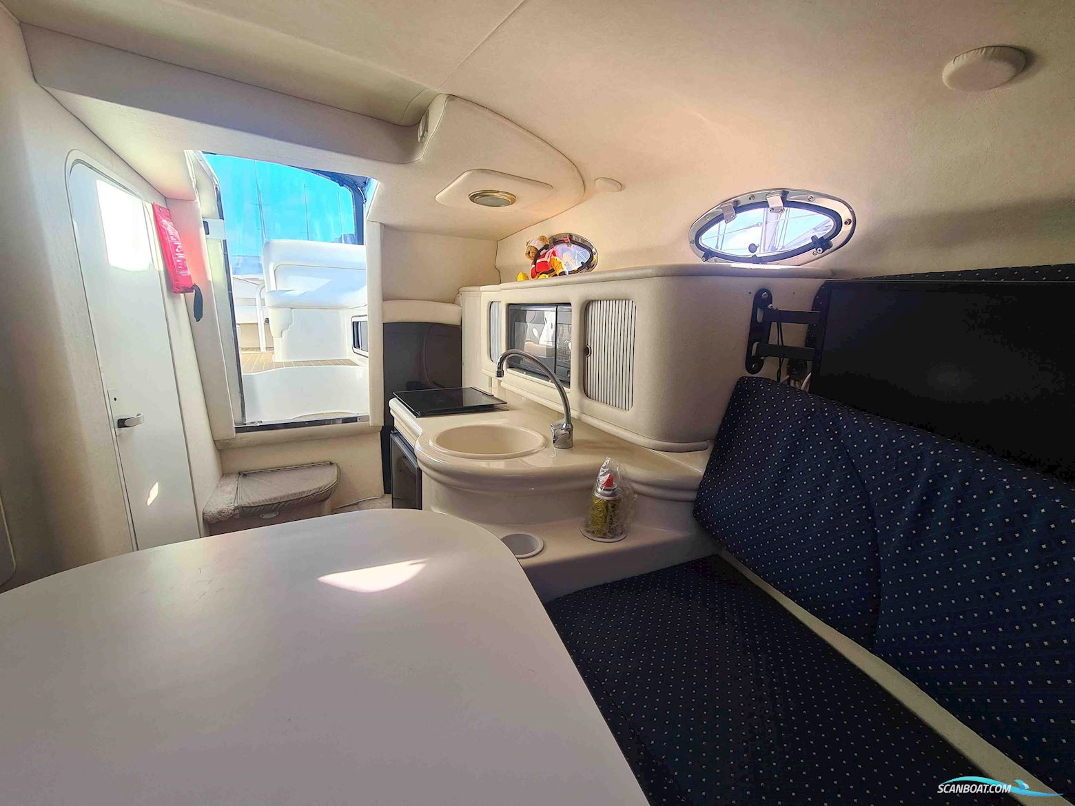 Sea Ray Sundancer 260 (NEW ENGINE 2021!!)