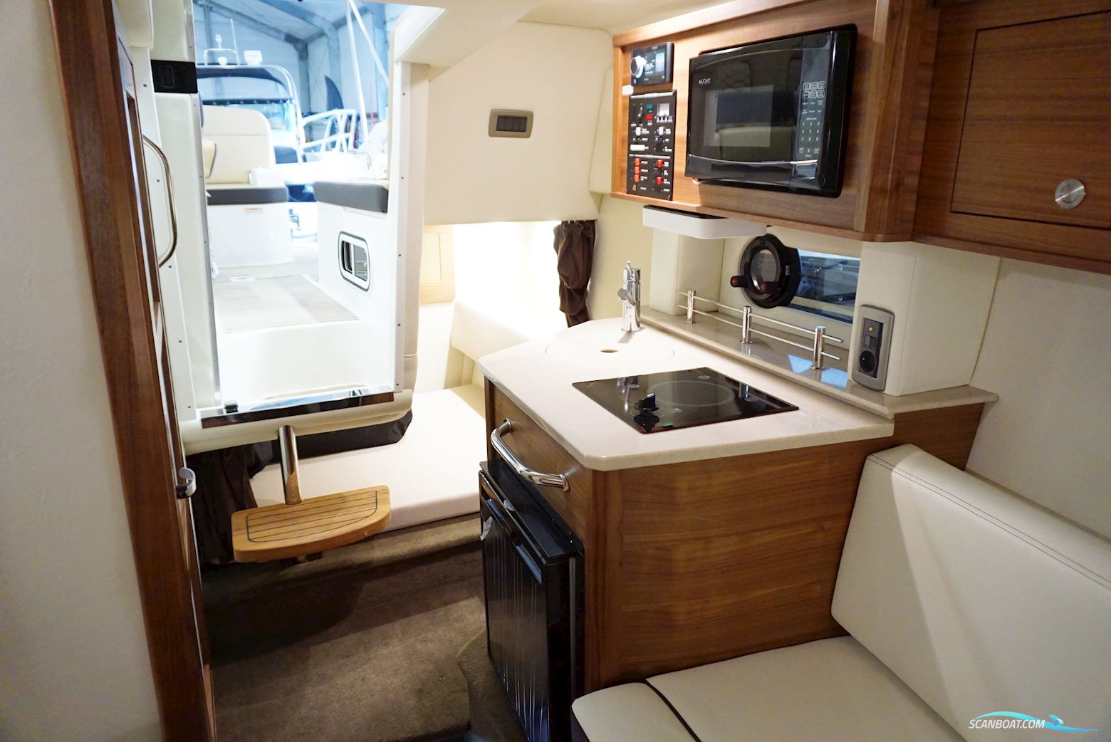 Sea Ray Sundancer 265 - Demo