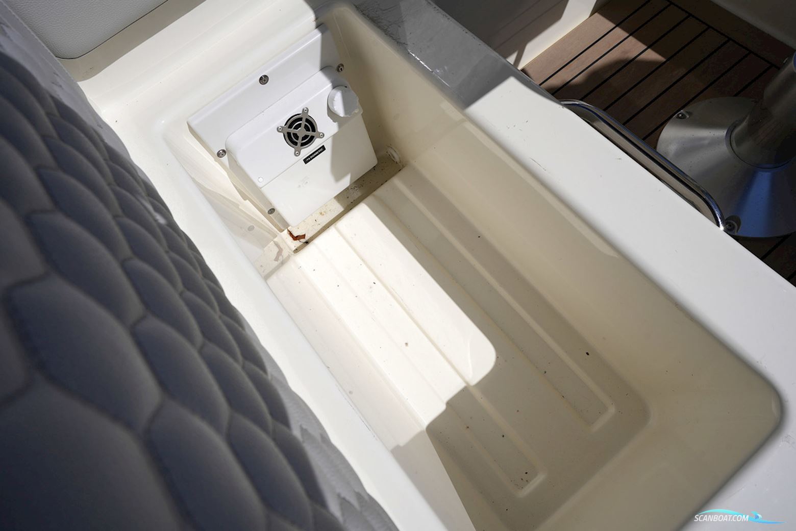 Sea Ray Sundancer 265