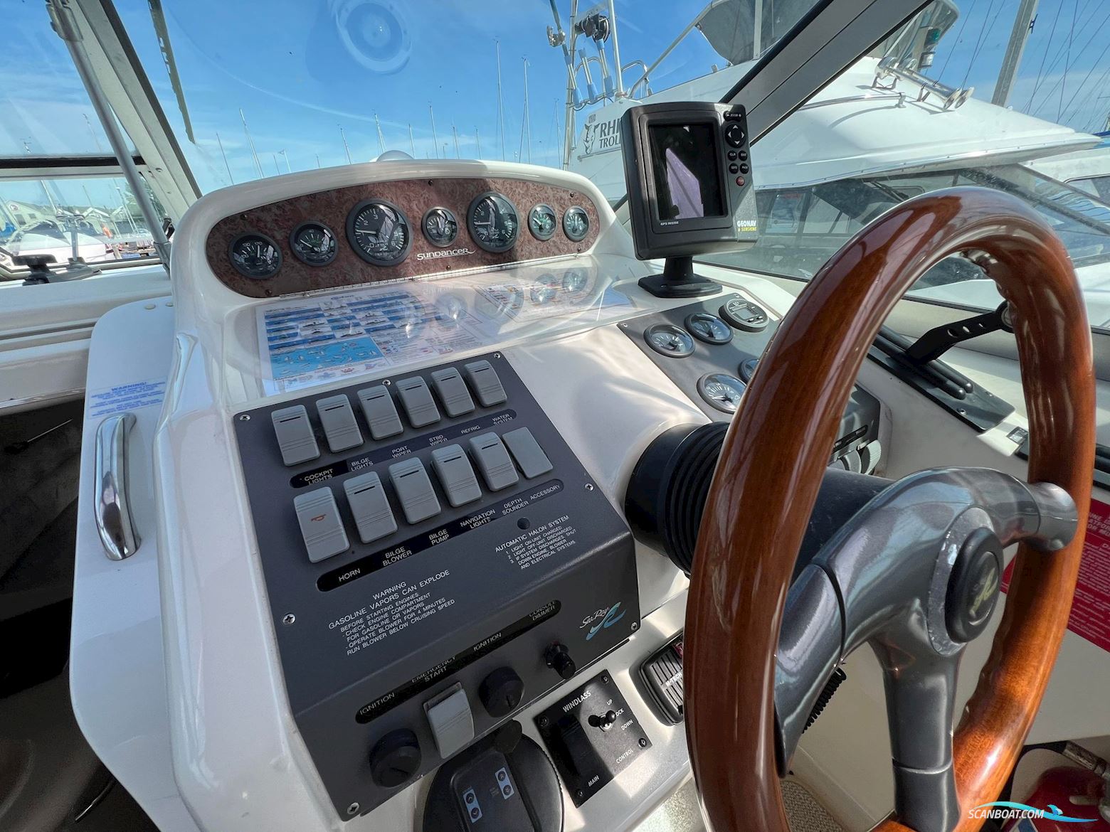 Sea Ray Sundancer 270