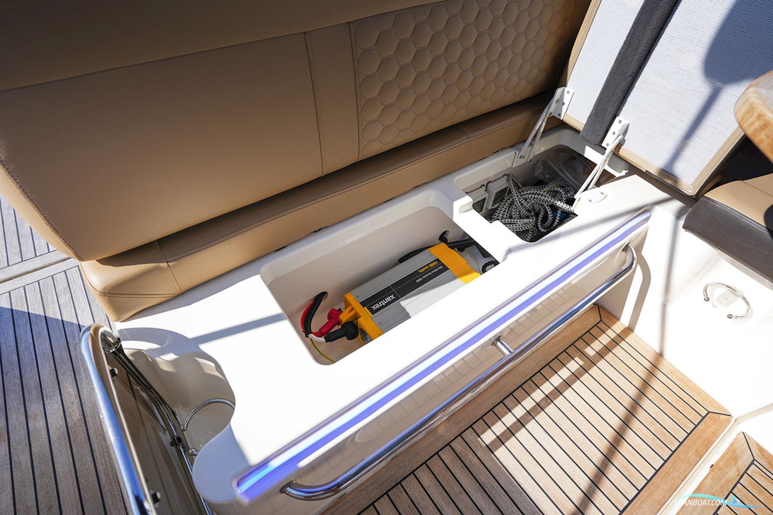 Sea Ray Sundancer 290