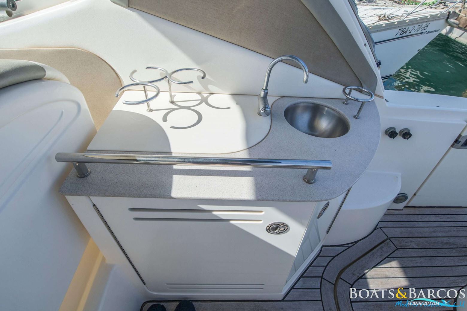 Sea Ray Sundancer 290