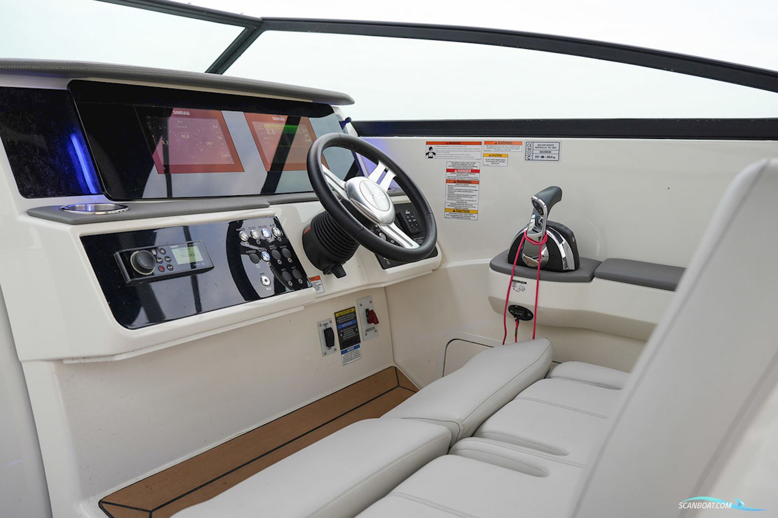 Sea Ray Sundancer 290