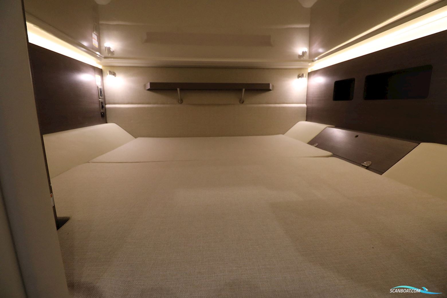Sea Ray Sundancer 290