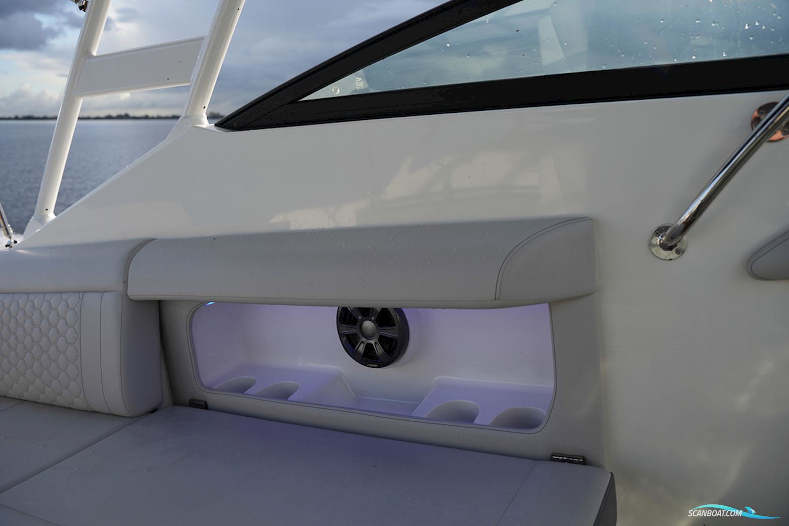 Sea Ray Sundancer 290