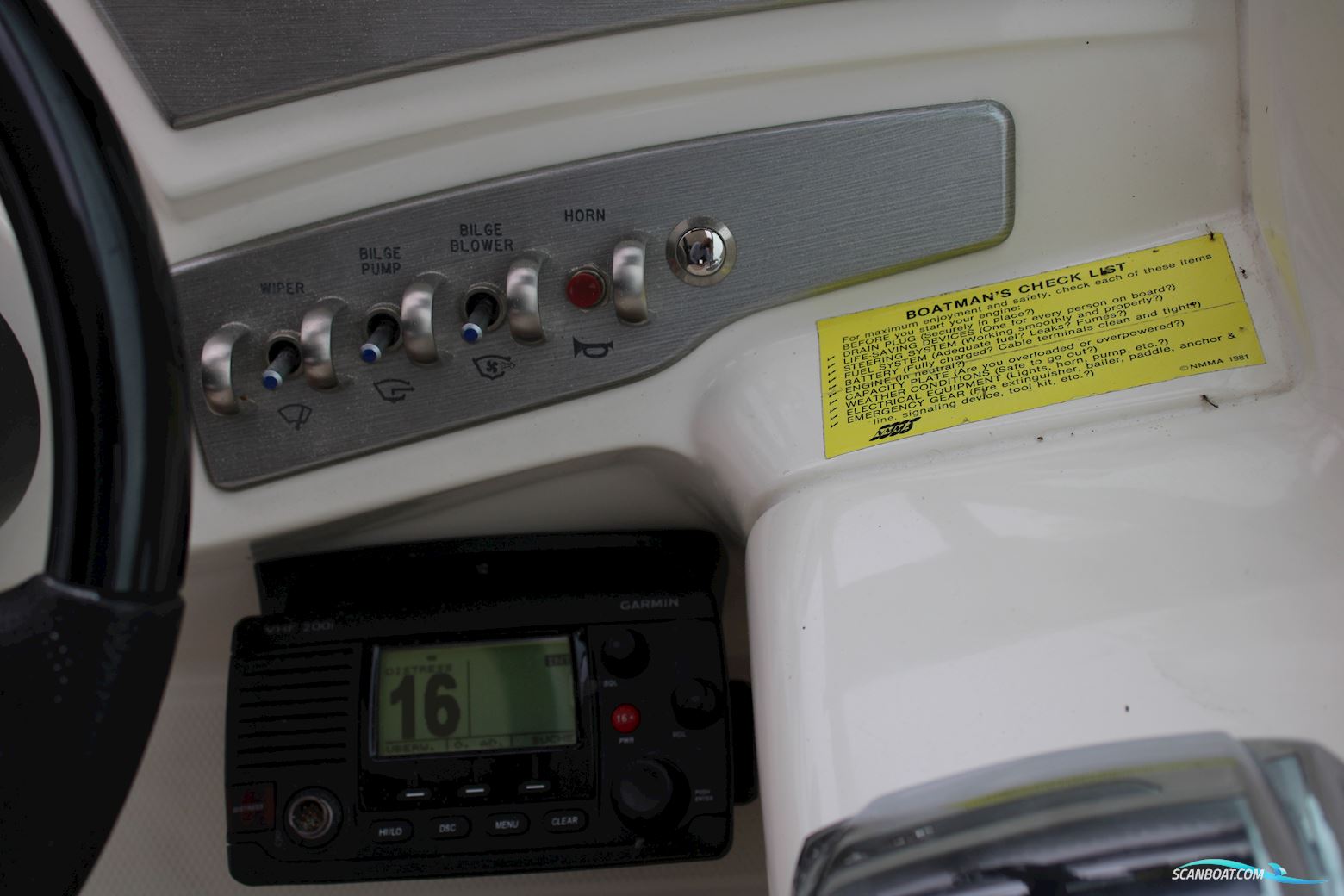 Sea Ray Sundancer 305 DA