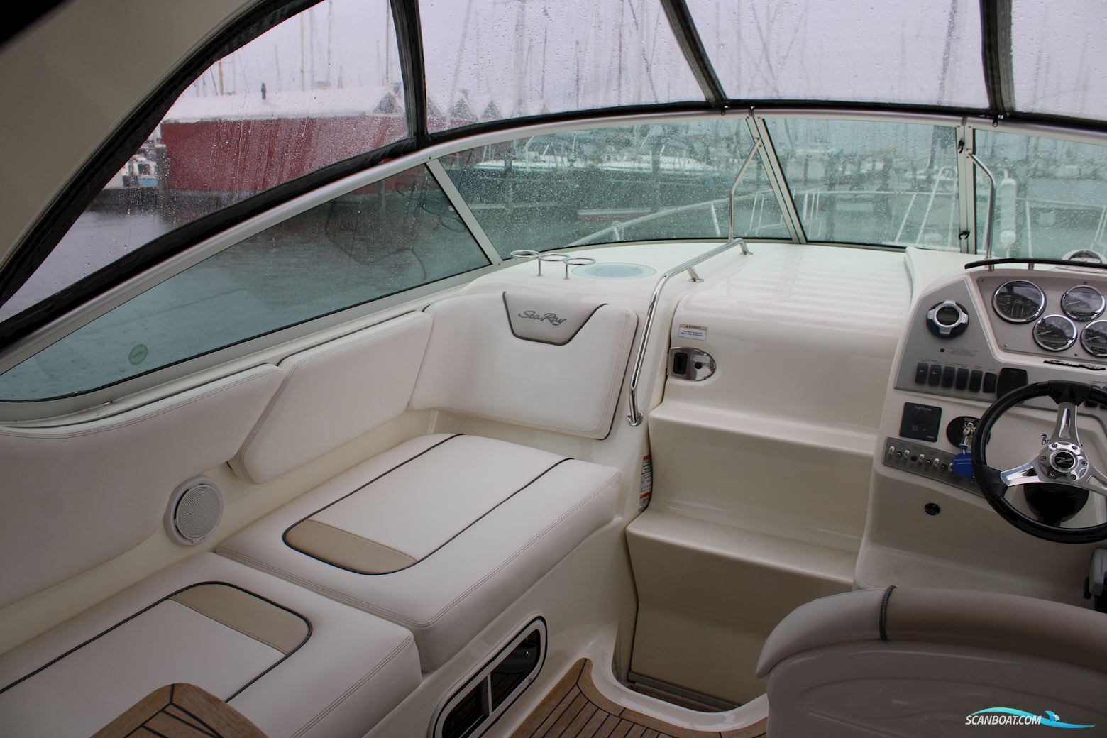 Sea Ray Sundancer 305 DA