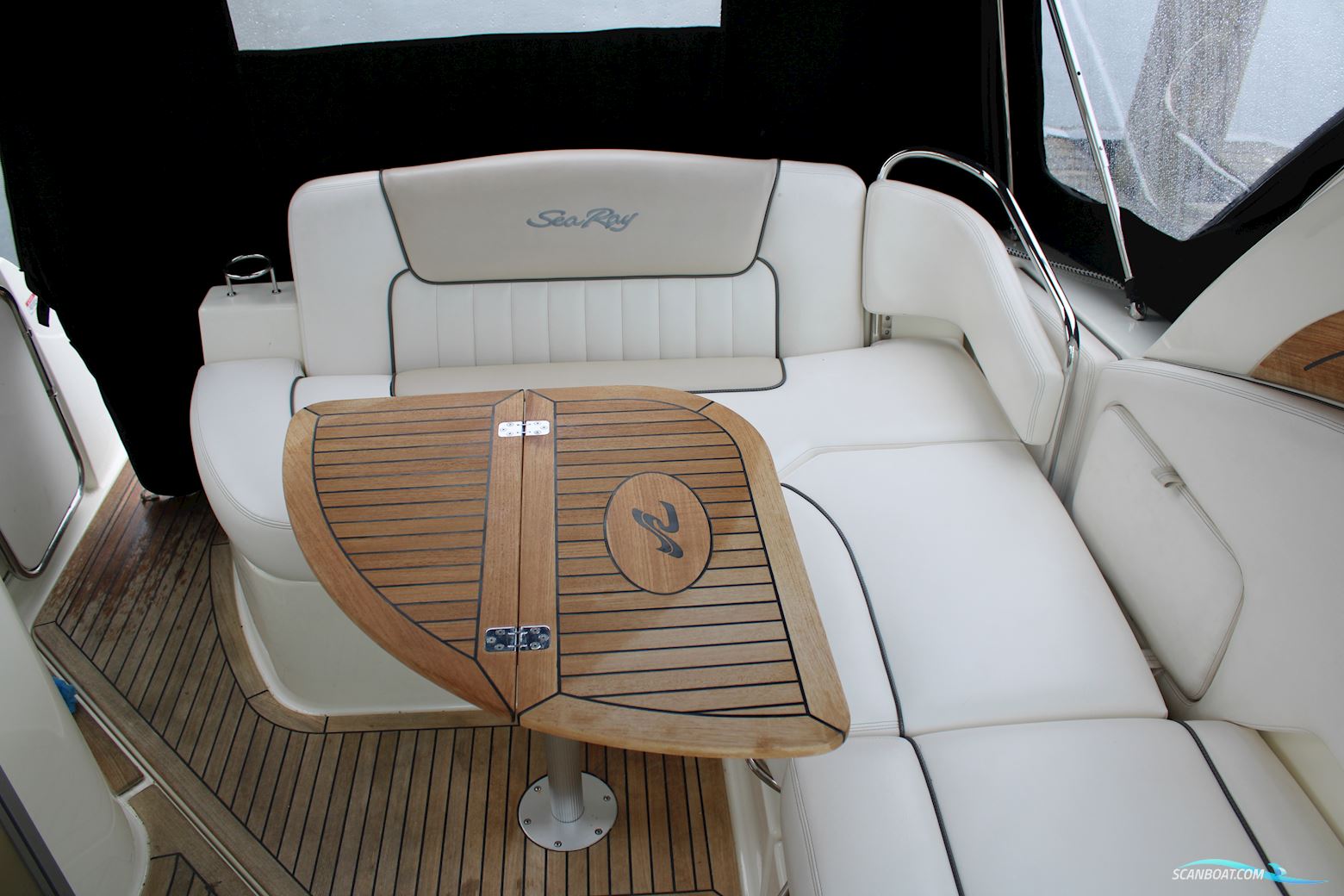 Sea Ray Sundancer 305 DA