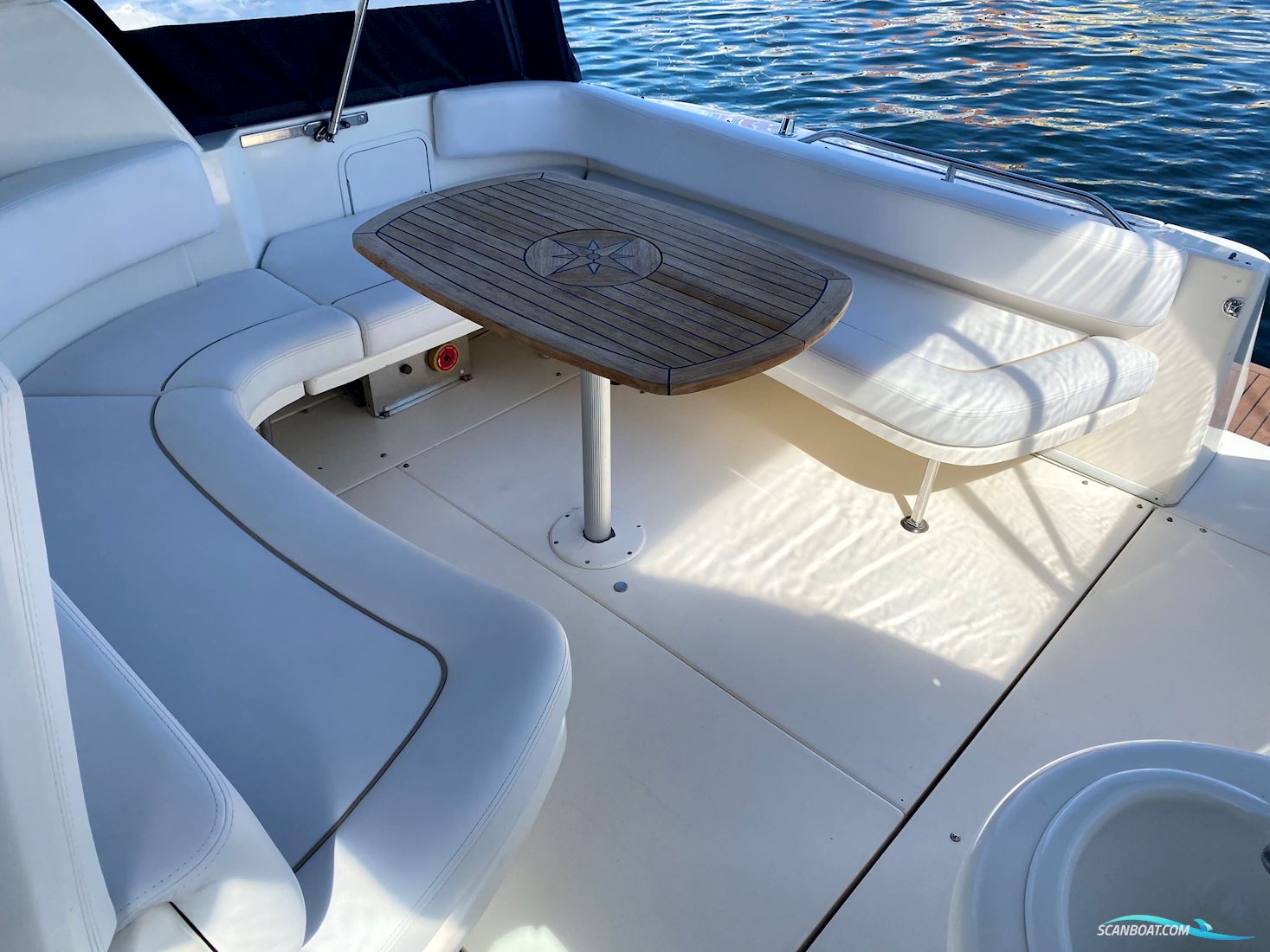 Sea Ray Sundancer 310