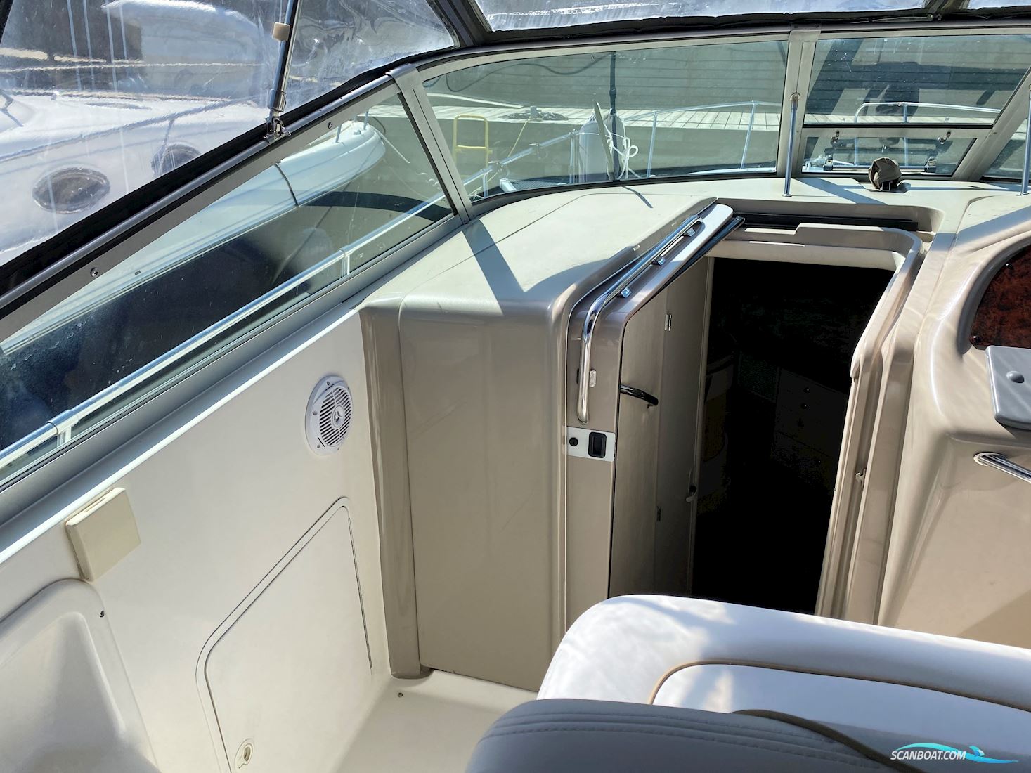 Sea Ray Sundancer 310