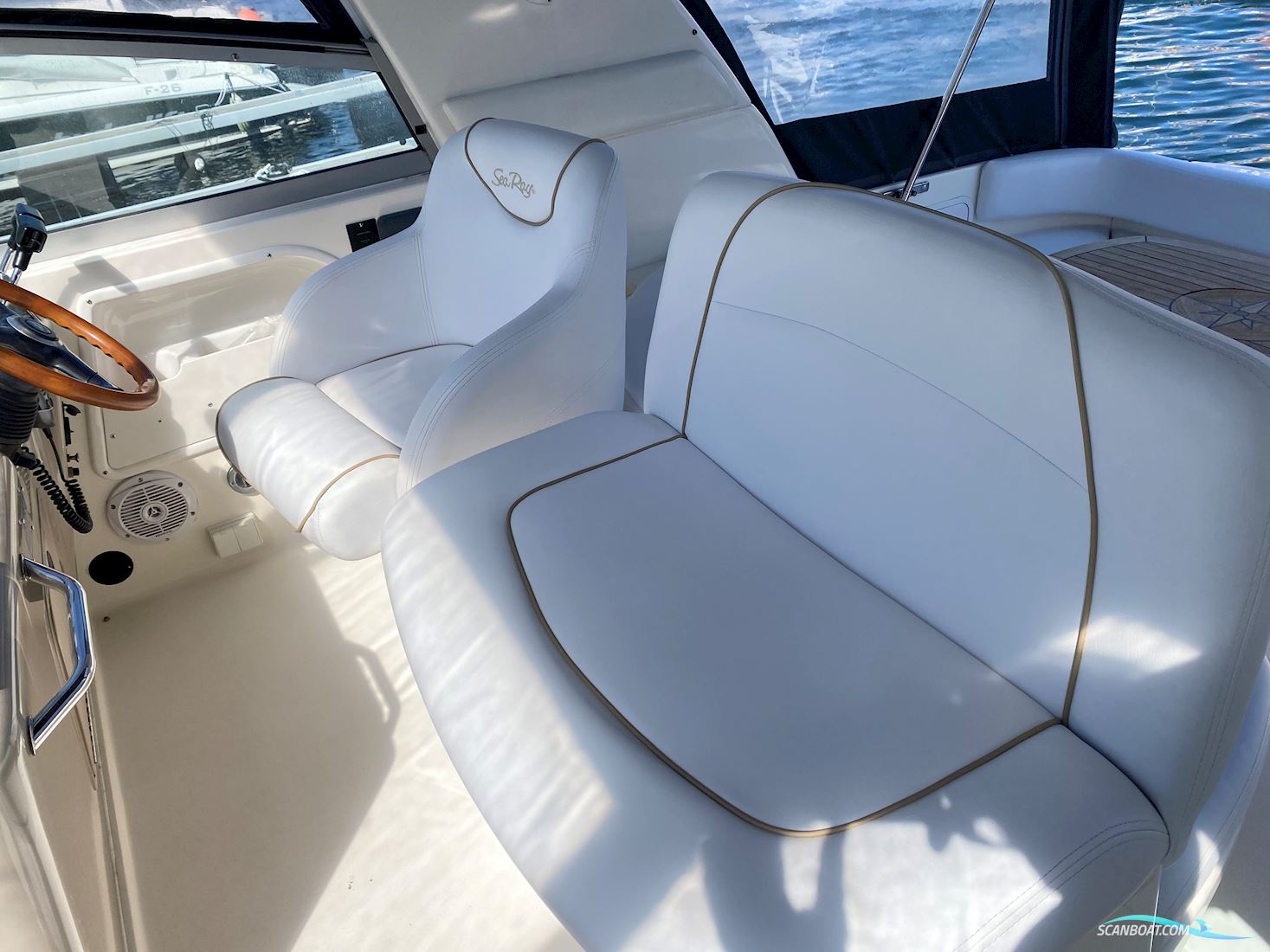 Sea Ray Sundancer 310