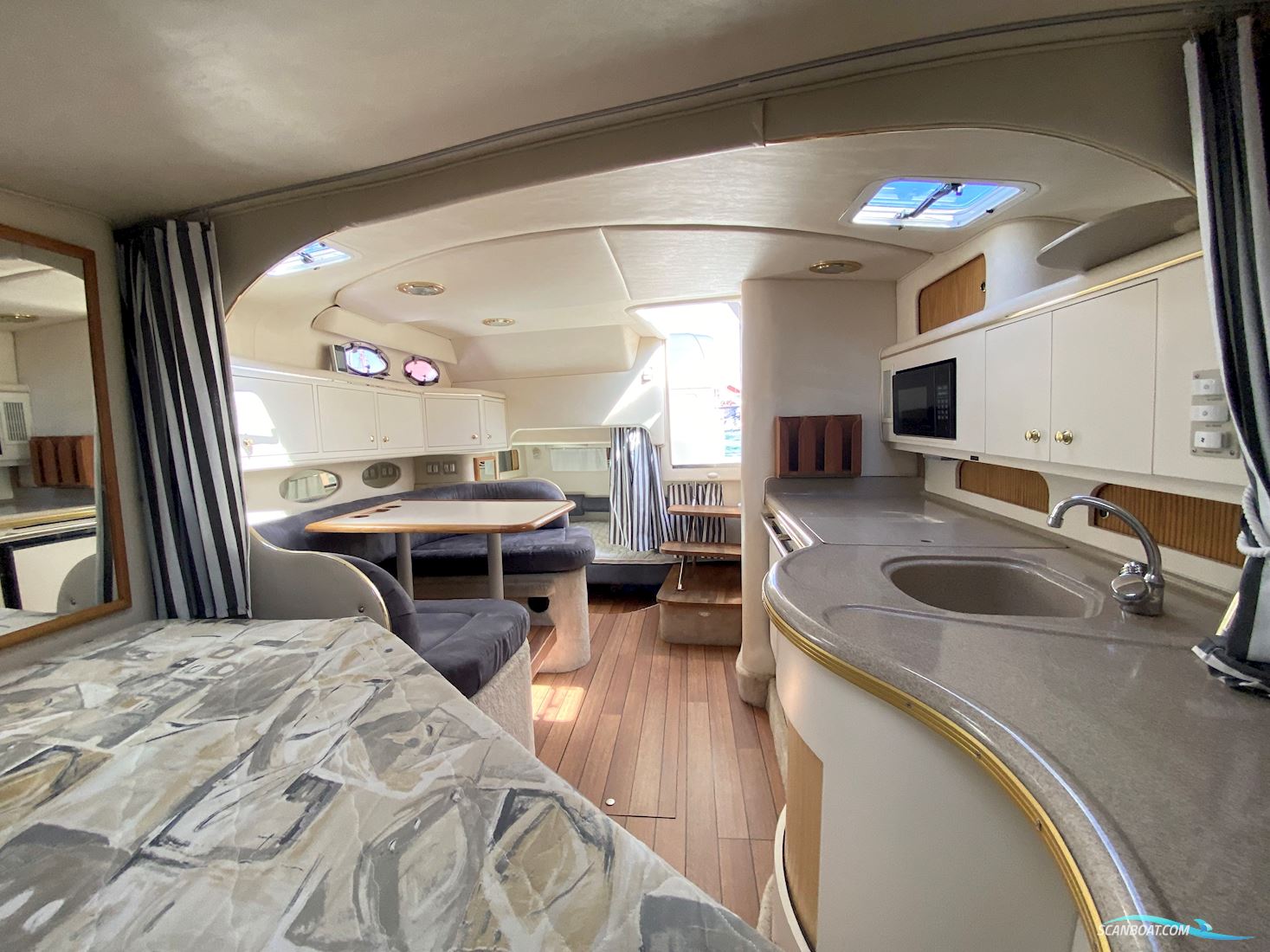 Sea Ray Sundancer 310