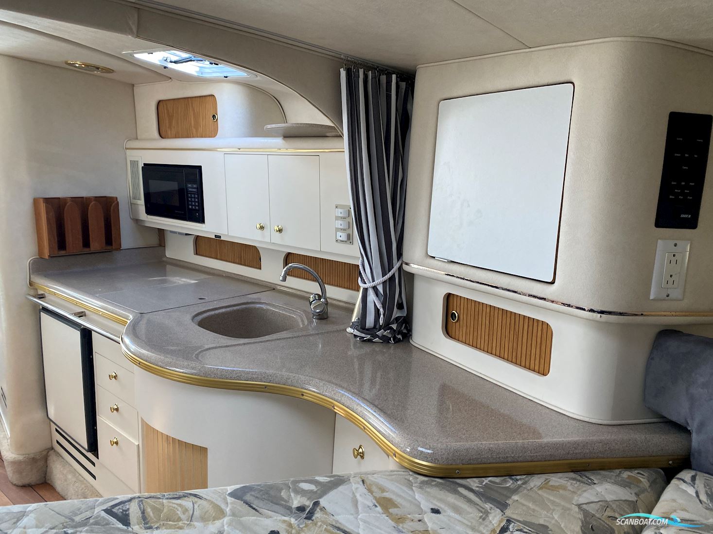 Sea Ray Sundancer 310