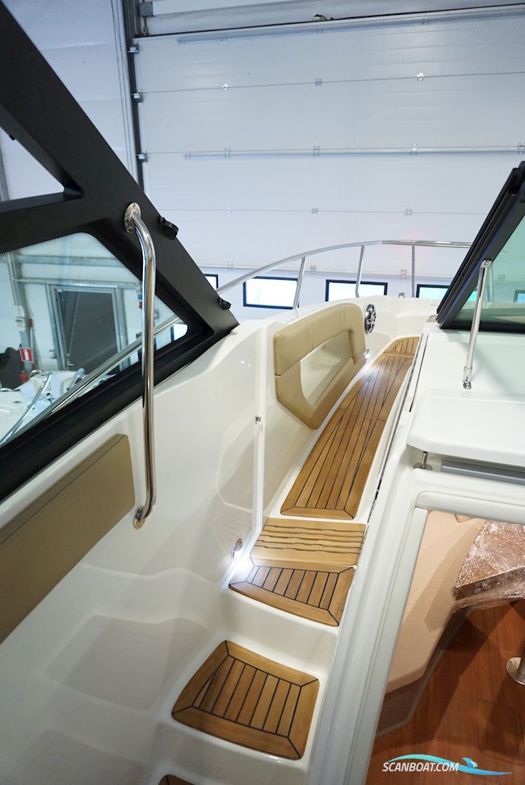 Sea Ray Sundancer 320 - IN Store!