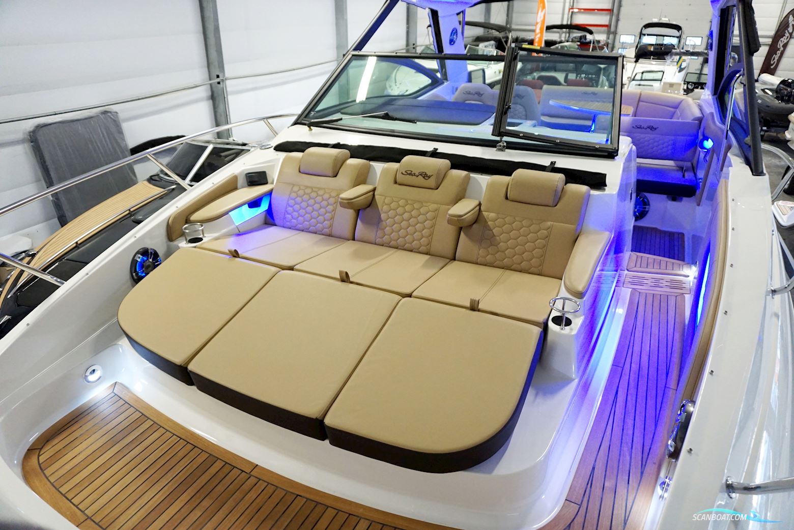 Sea Ray Sundancer 320