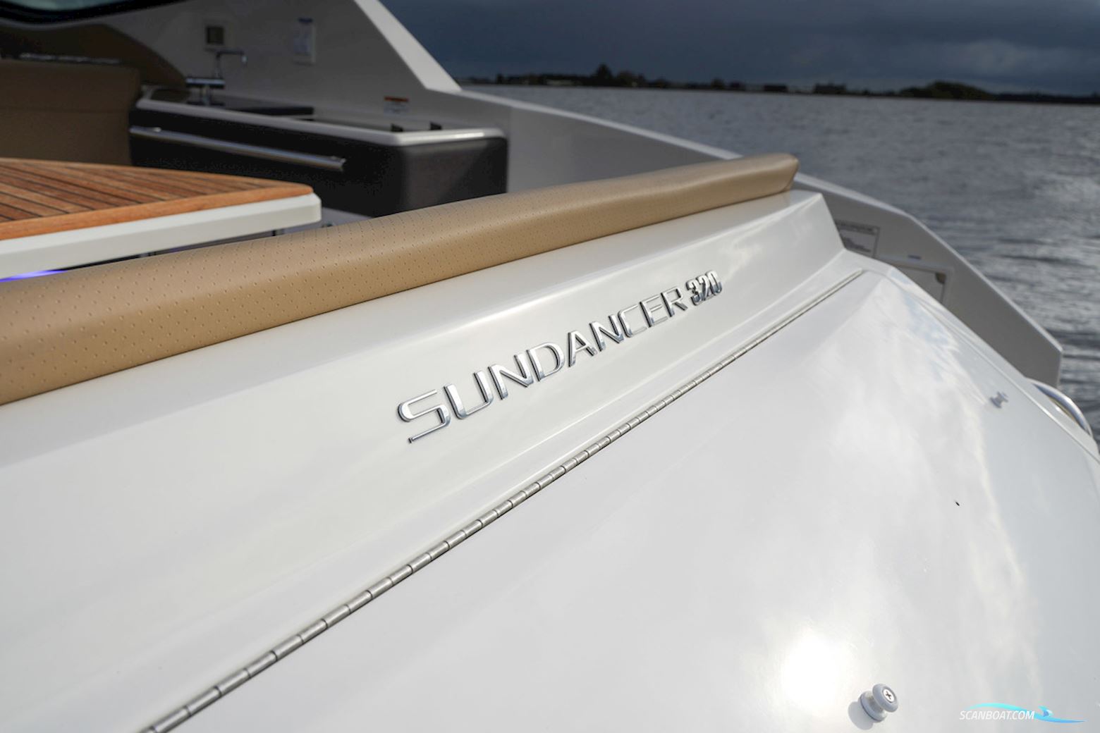 Sea Ray Sundancer 320