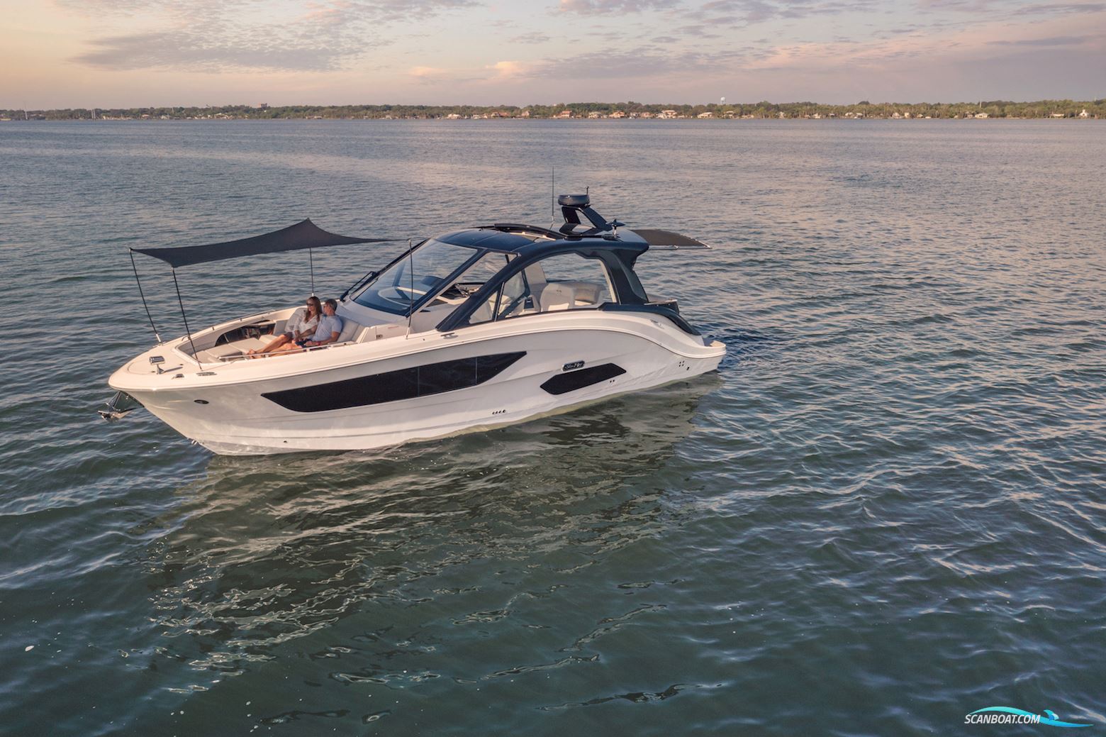 Sea Ray Sundancer 370