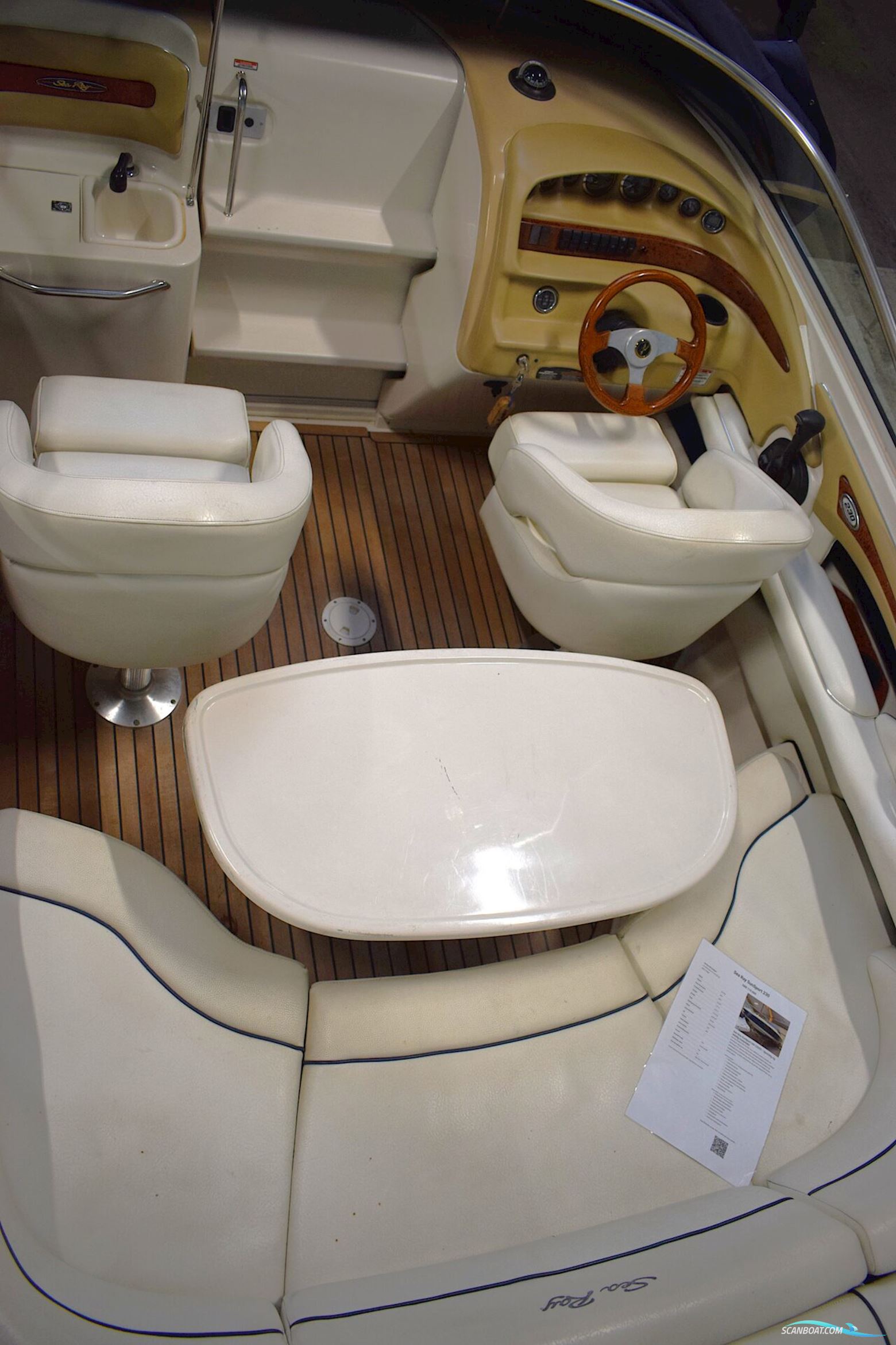Sea Ray Sunsport 230 – Solgt