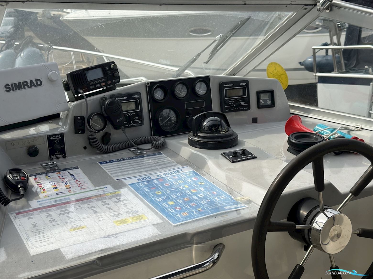 Sealine  255 Family