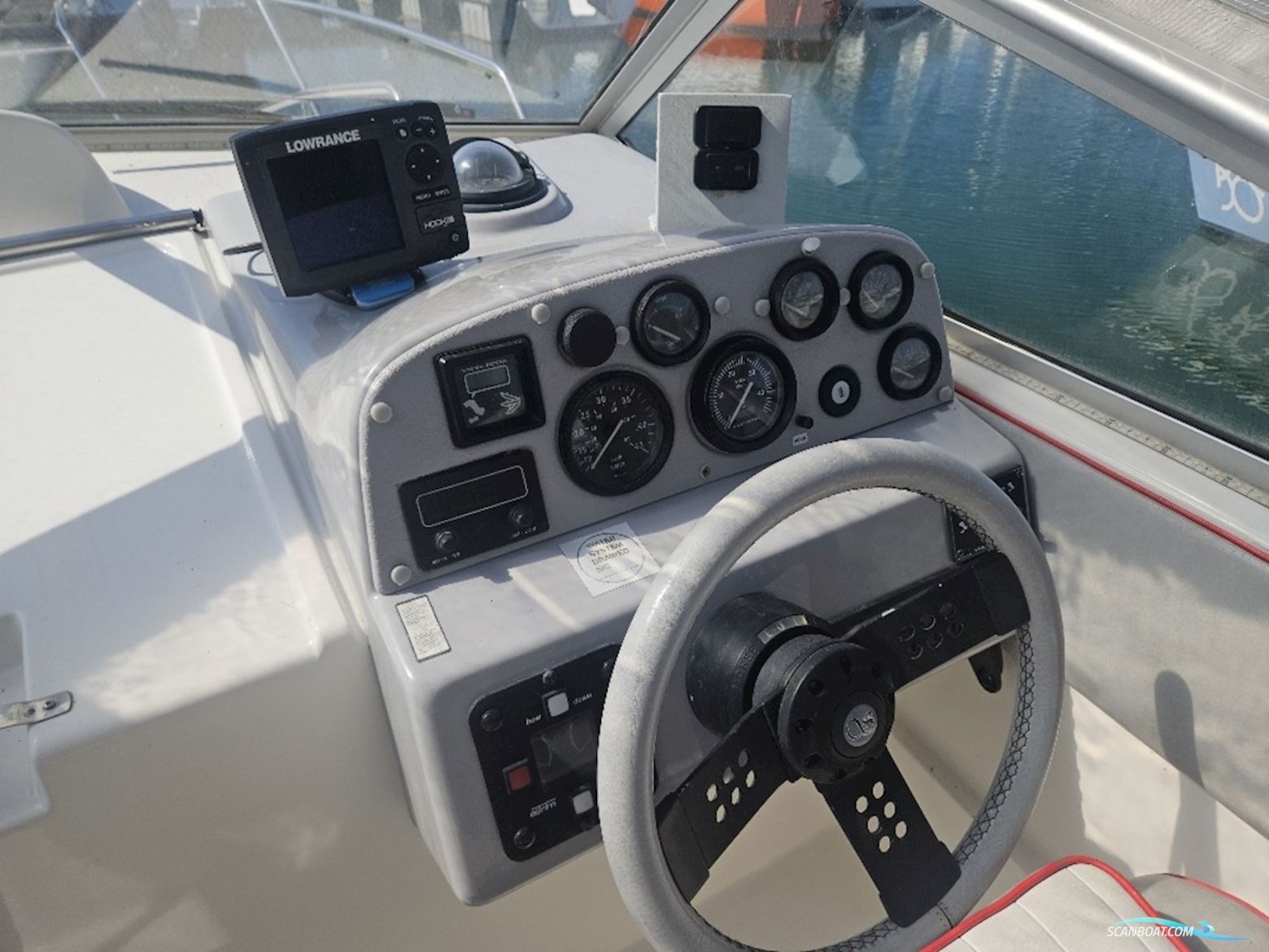 Sealine 220 Senator