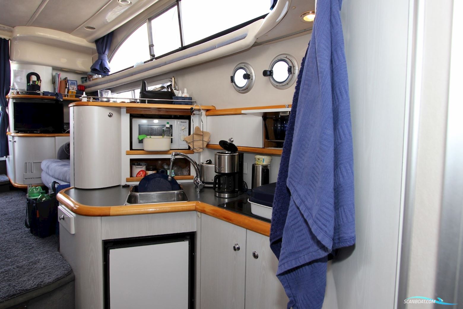 Sealine 350 Flybridge