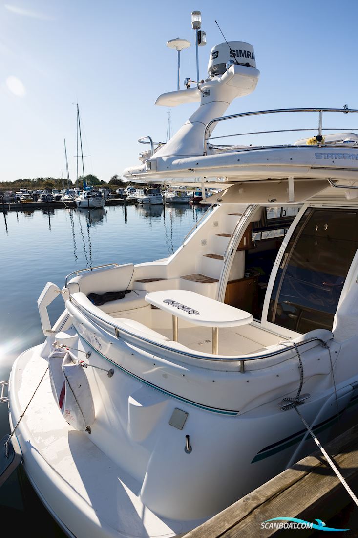 Sealine 360