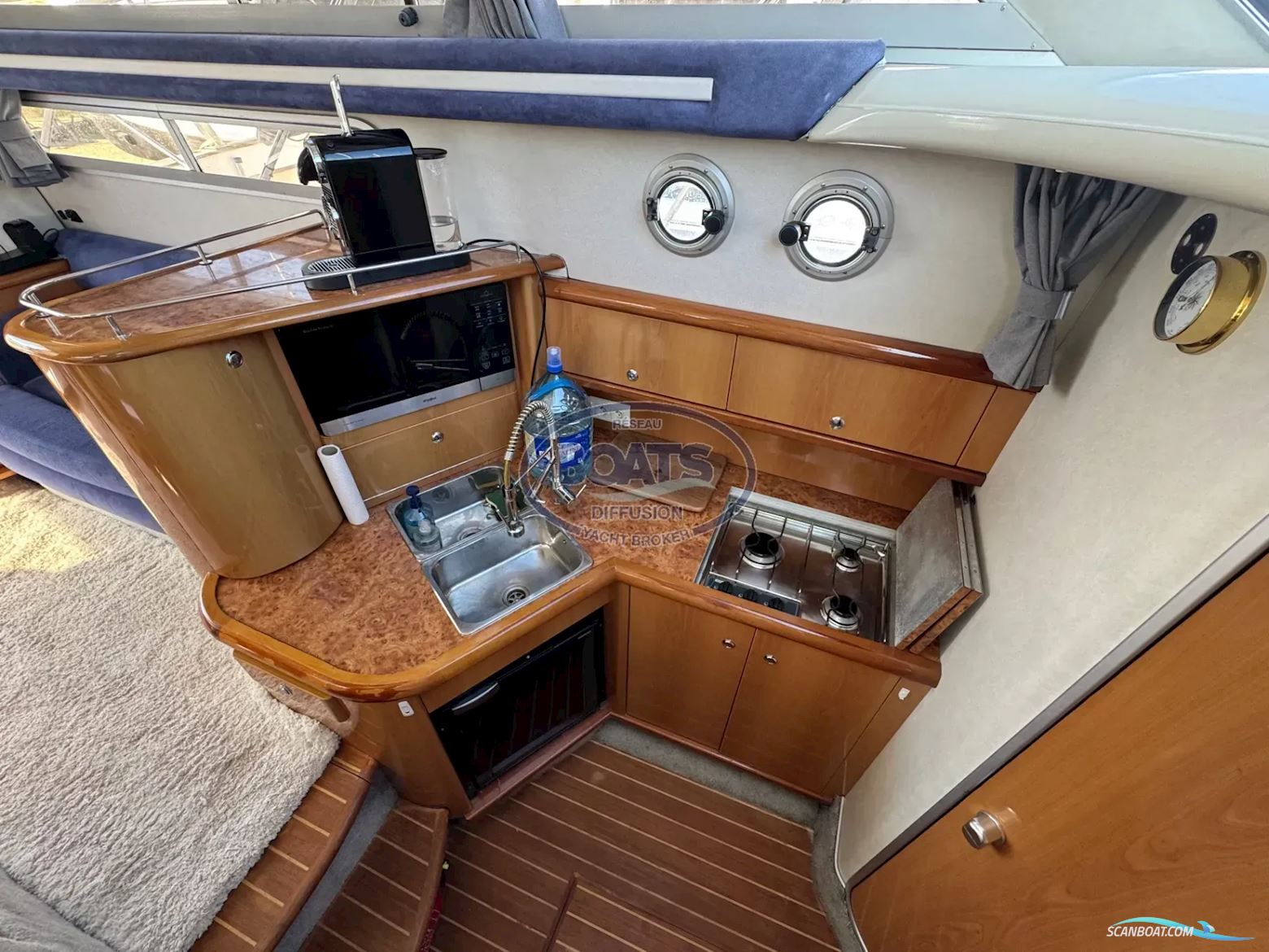 Sealine 360 STATESMAN