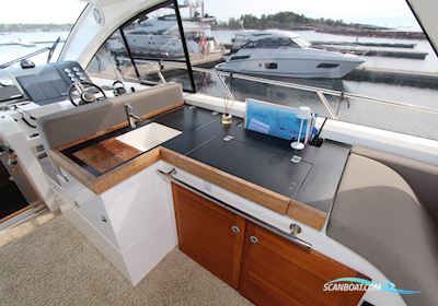 Sealine 47 Motorboot 2011, mit Volvo Penta Ips 600 motor, Finland