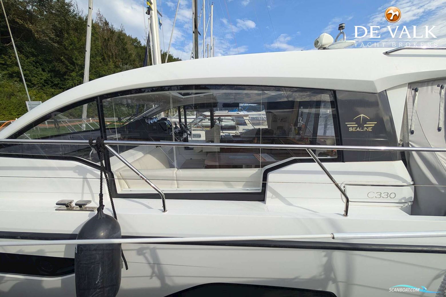 Sealine C330