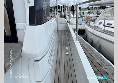 Sealine C330 Motorboot 2017, mit Volvo Penta motor, Deutschland