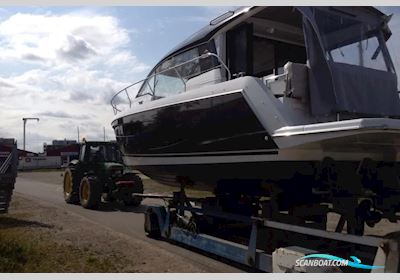 Sealine C330 Motorboot 2014, mit Volvo D3- 220 motor, Deutschland