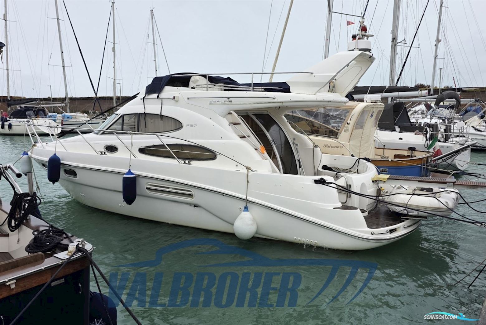 Sealine F 37 Motorboot 2007, mit Volvo Penta D6 motor, Italien