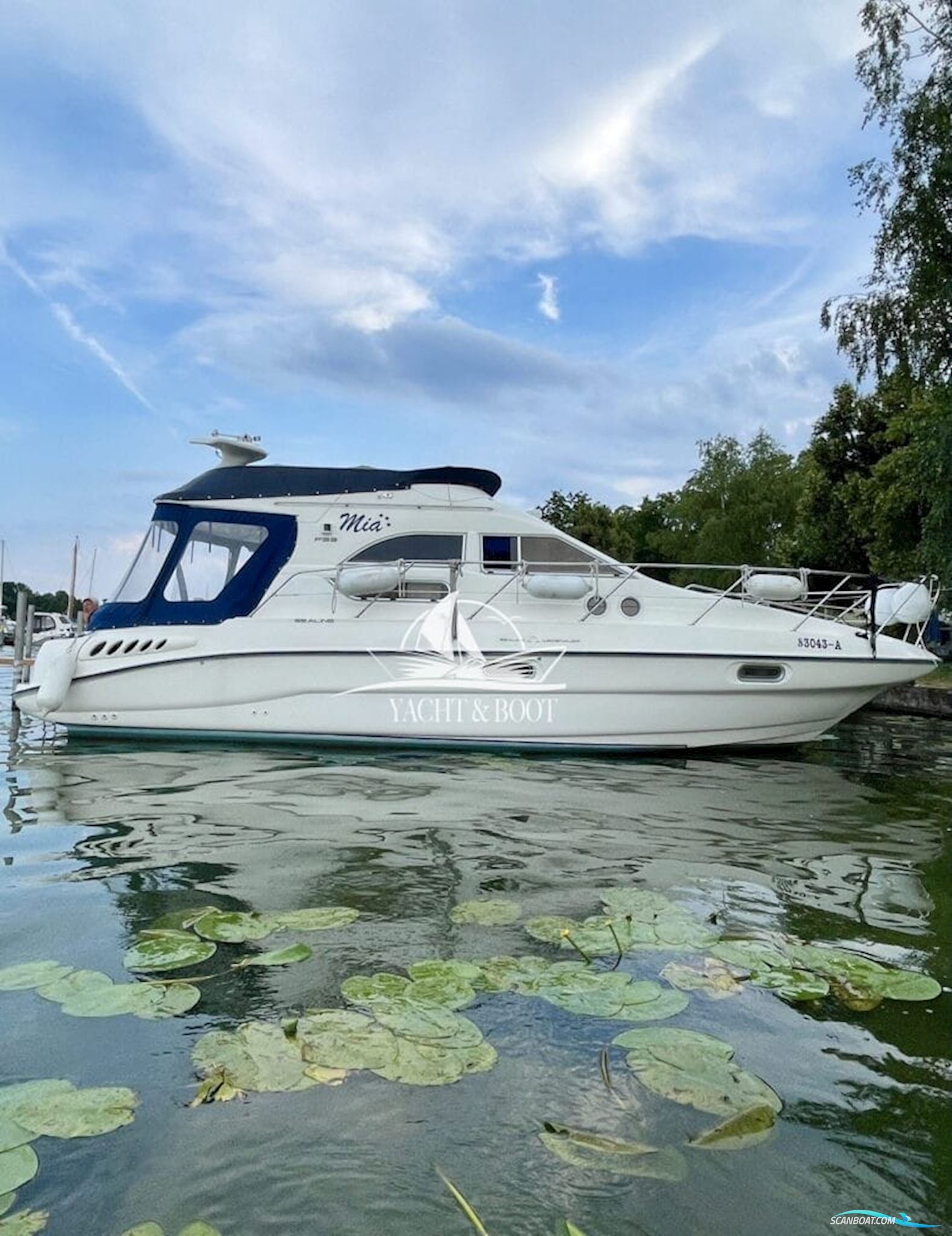 Sealine F330 Motorboot 2001, mit Volvo Penta motor, Deutschland