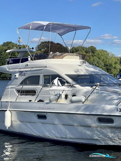 Sealine F330 Motorboot 2001, mit Volvo Penta motor, Deutschland
