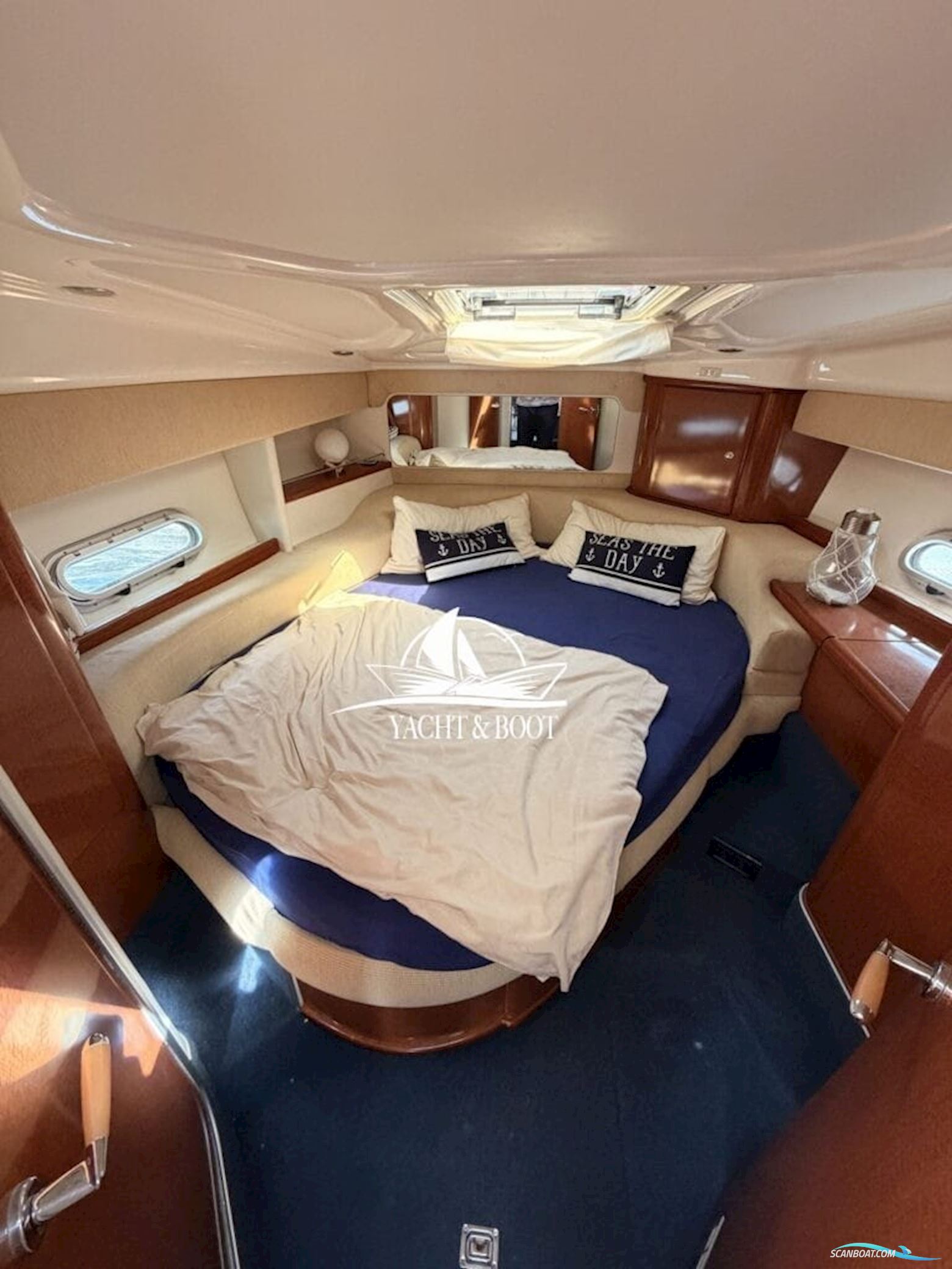 Sealine F330