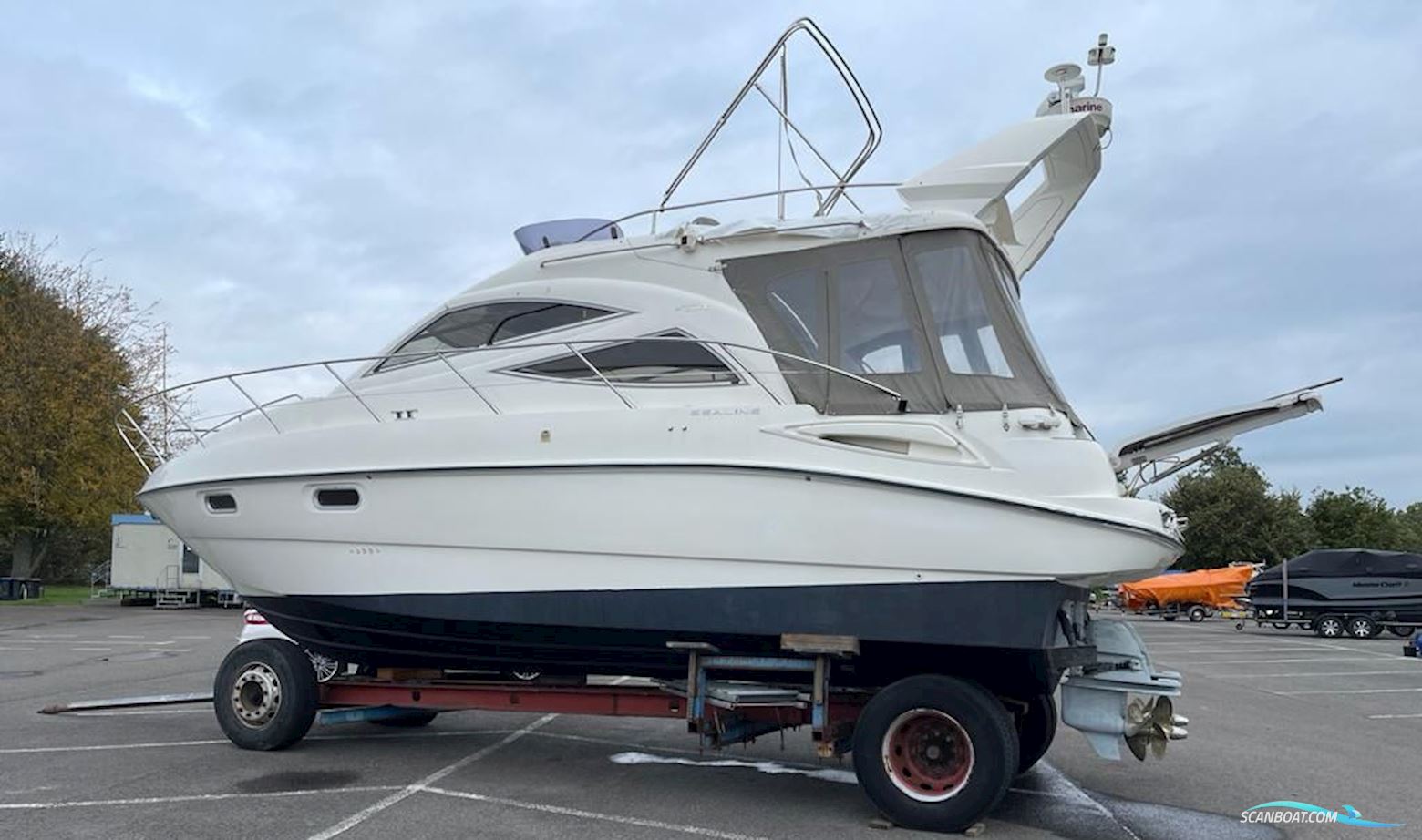 Sealine F34 Flybridge
