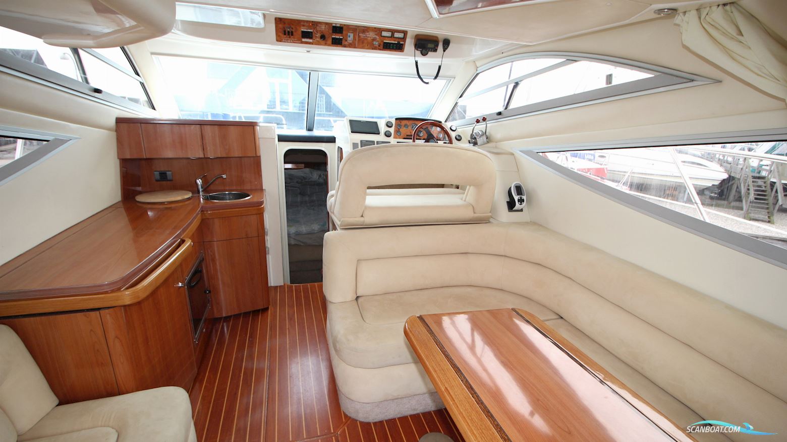 Sealine F34