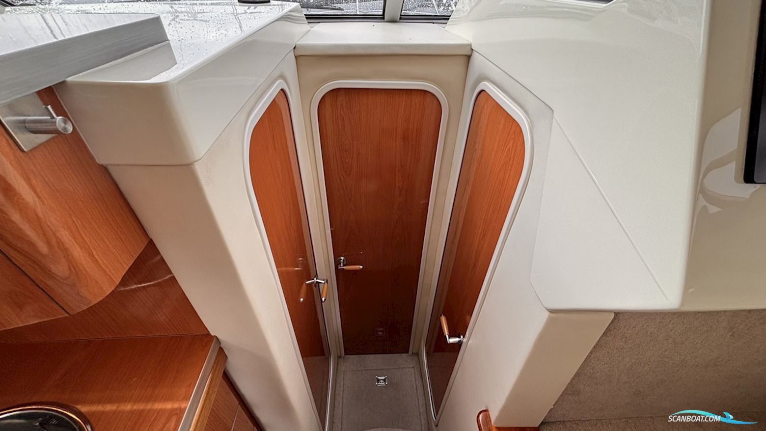 Sealine F34