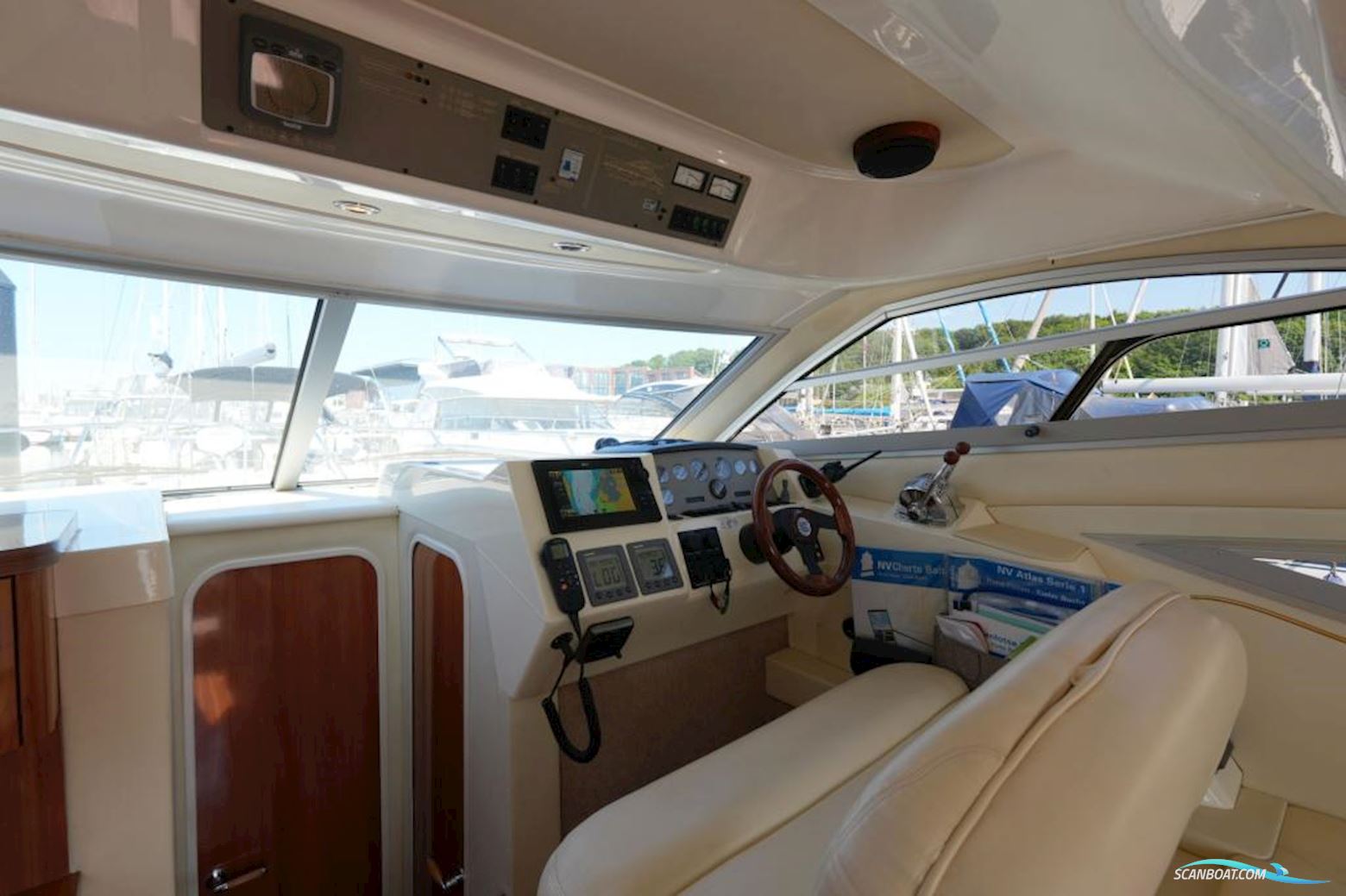Sealine F34