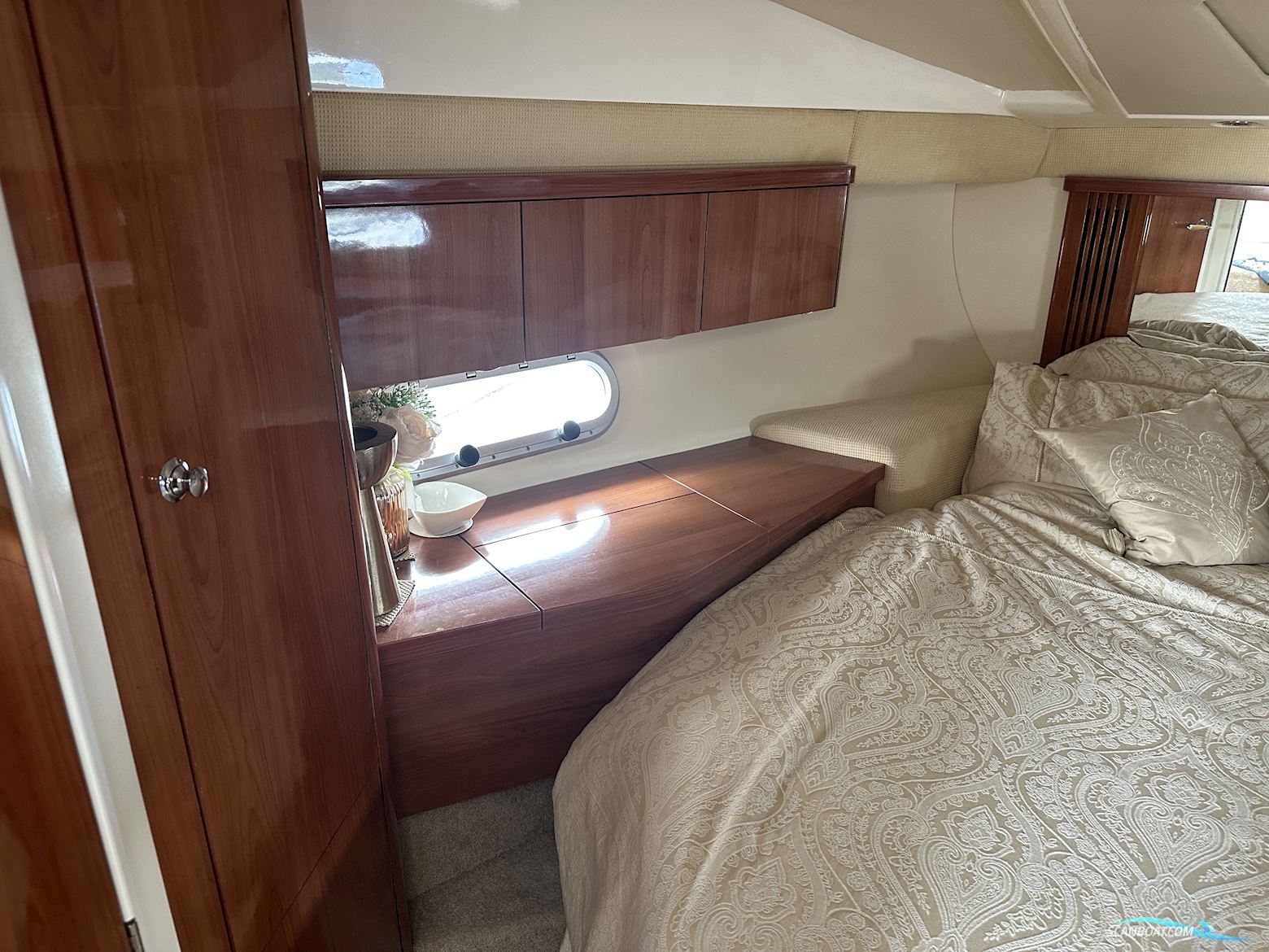 Sealine F34