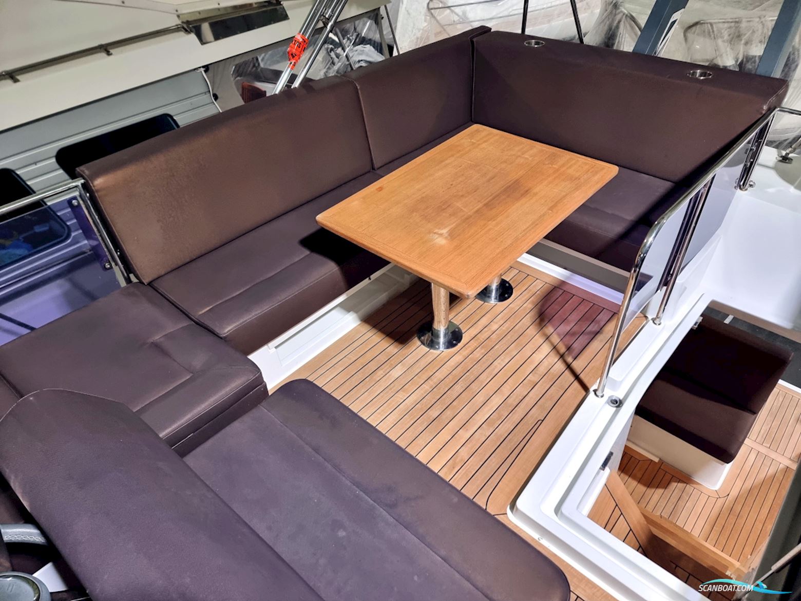 Sealine F380 Volvo Penta D6-330 EVC