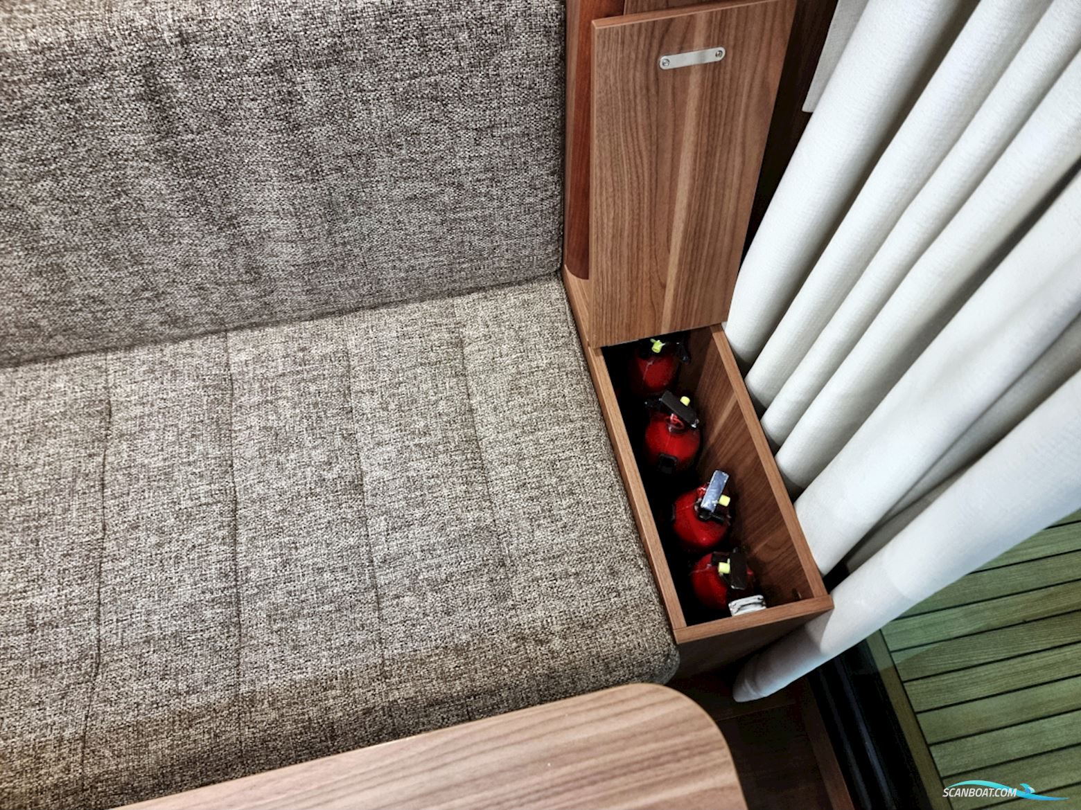 Sealine F380 Volvo Penta D6-330 EVC