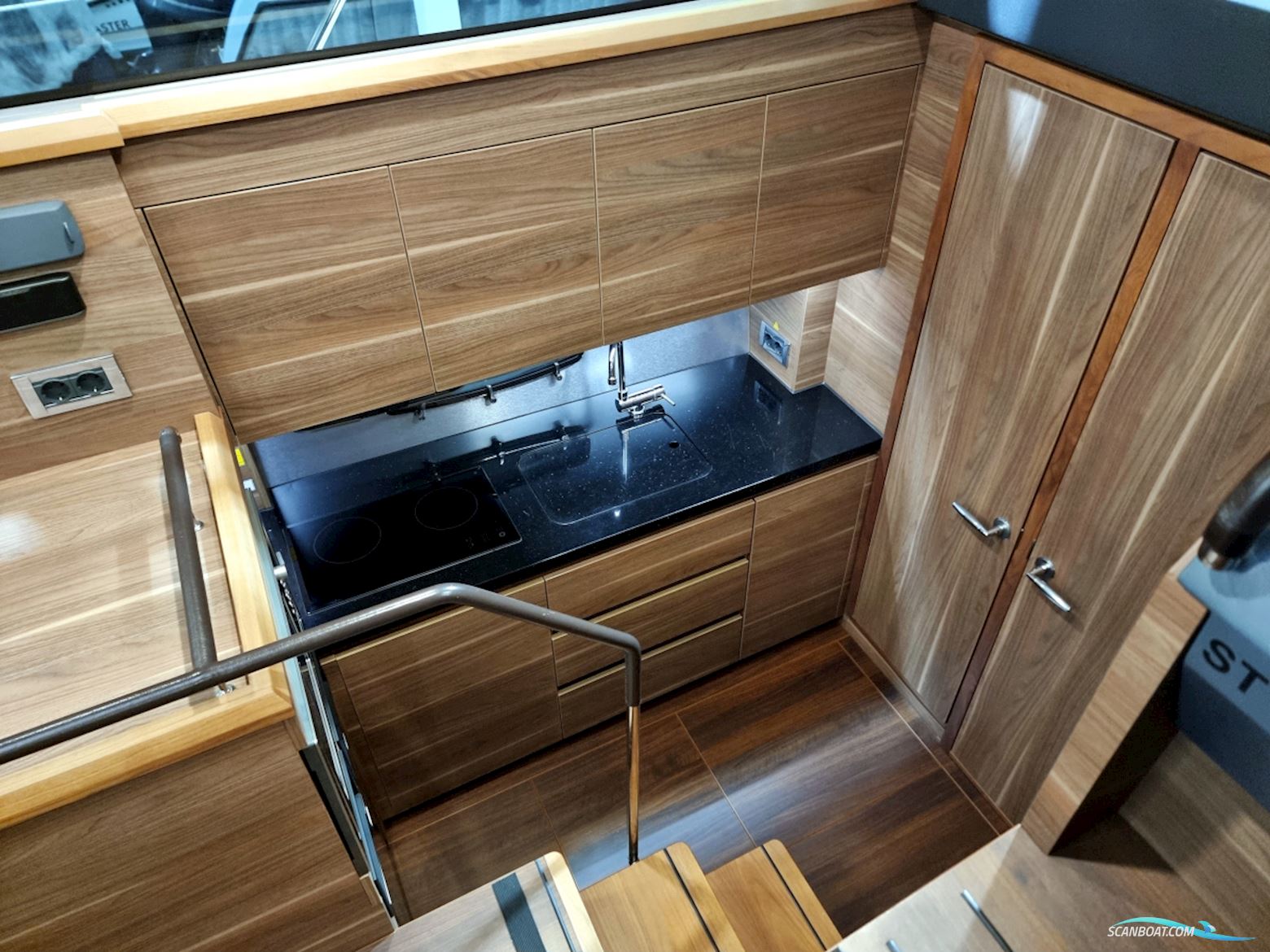 Sealine F380 Volvo Penta D6-330 EVC