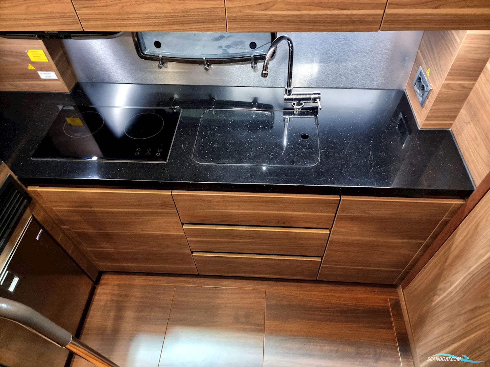 Sealine F380 Volvo Penta D6-330 EVC