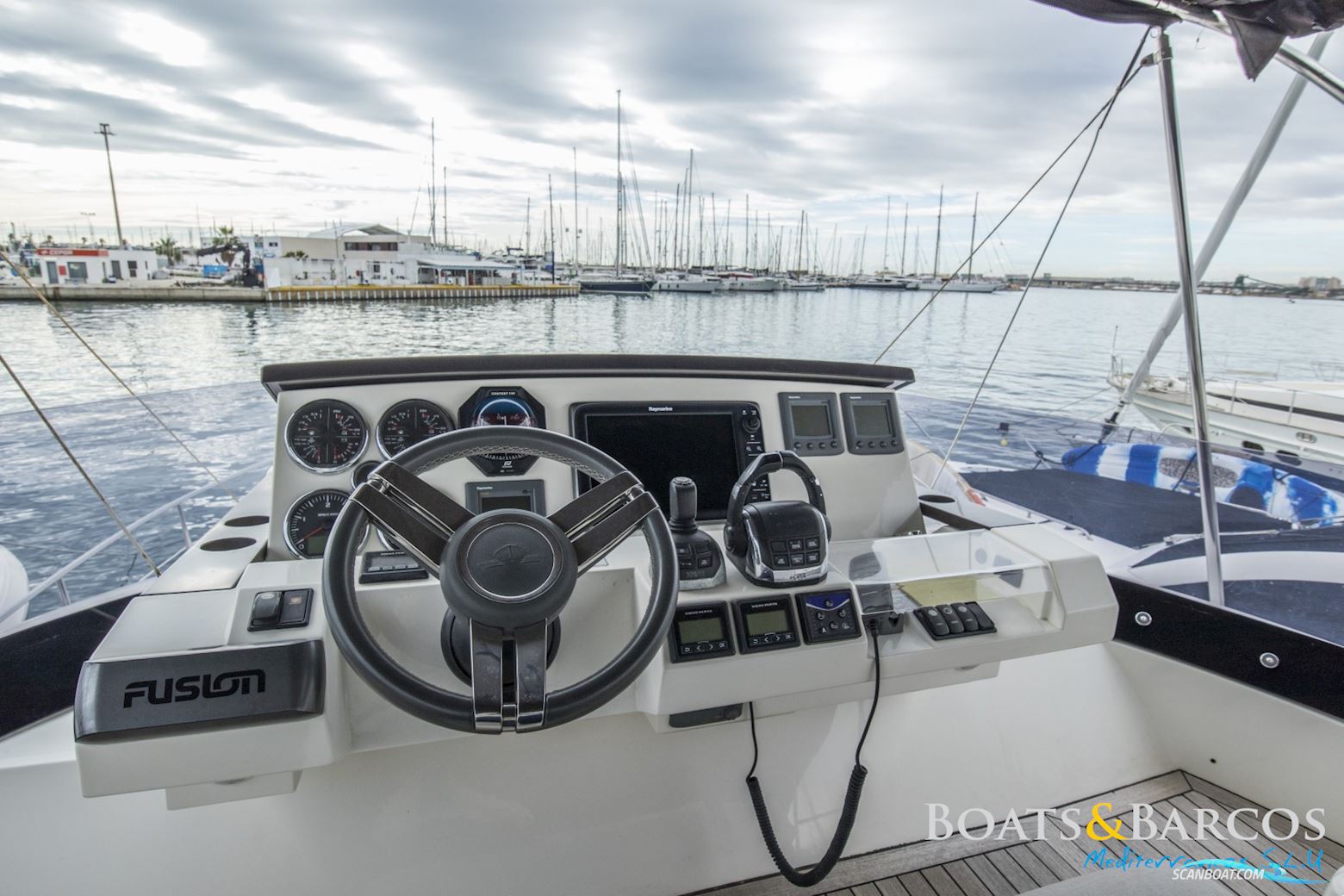 Sealine F42