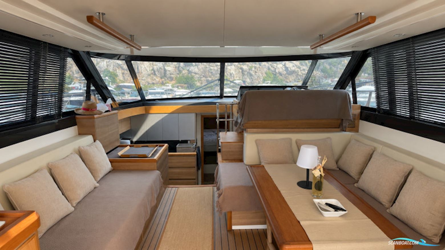 Sealine F42/450
