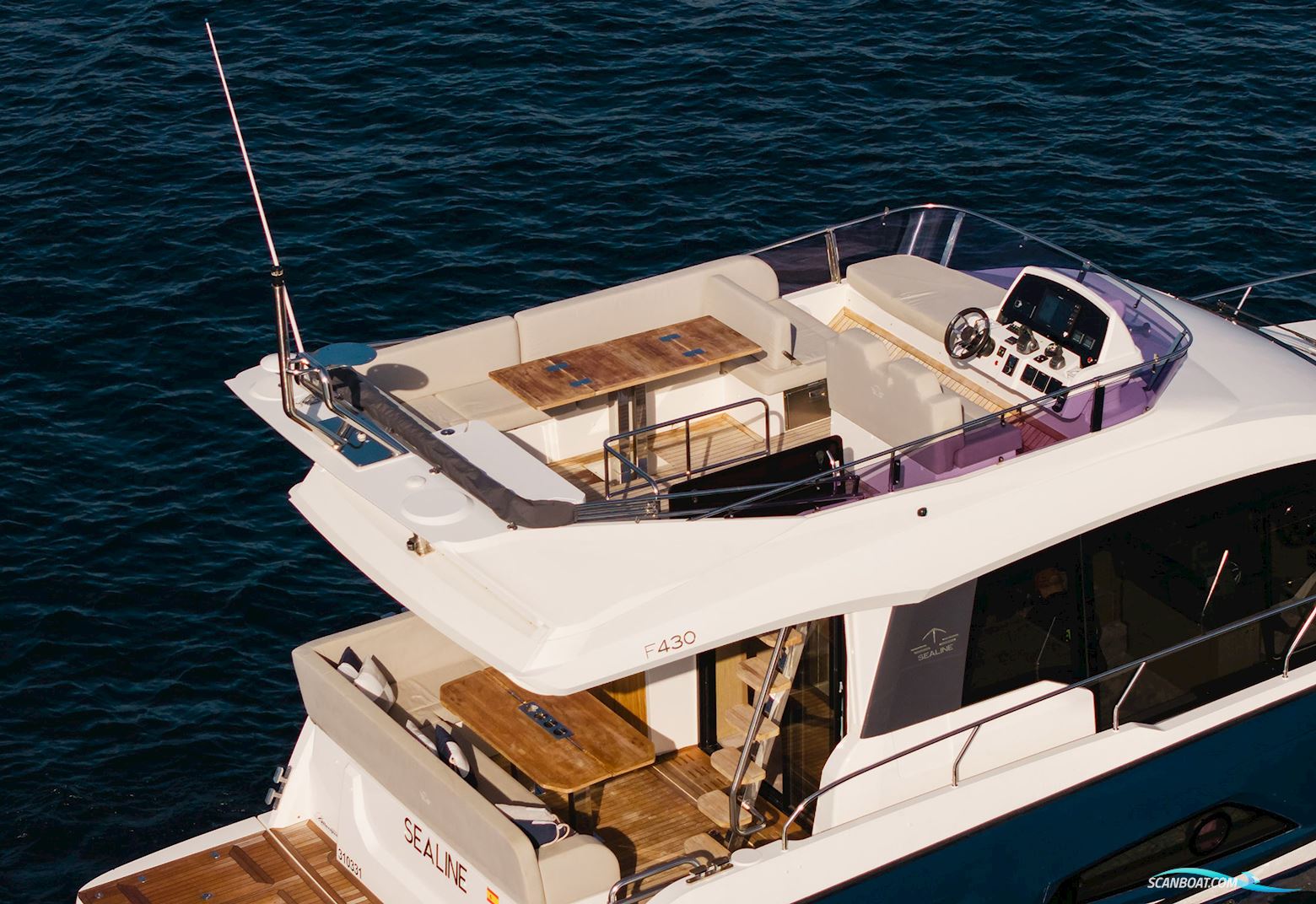 Sealine F430 - Fybridge